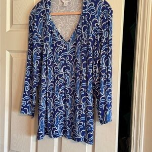 Blue Patterned Women's Top, 3/4 sleeve. EUC.